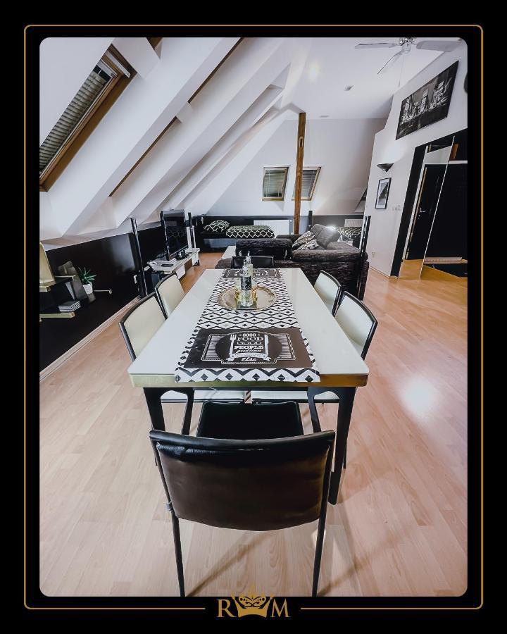 Rm Luxury Apartment In Prague • 6 People • Free Parking • Pets Eksteriør billede